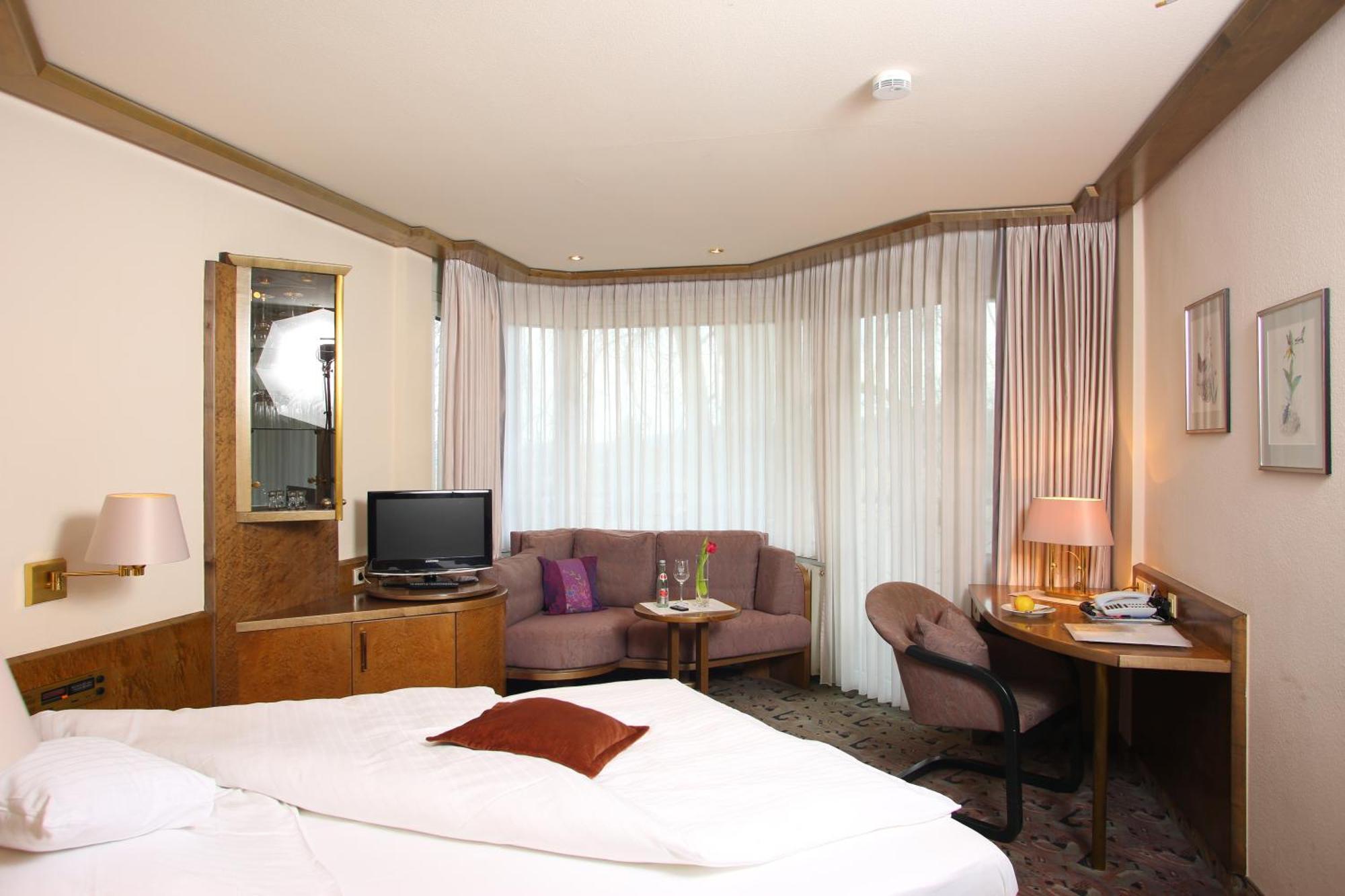 Hotel Brielhof Хехинген Экстерьер фото